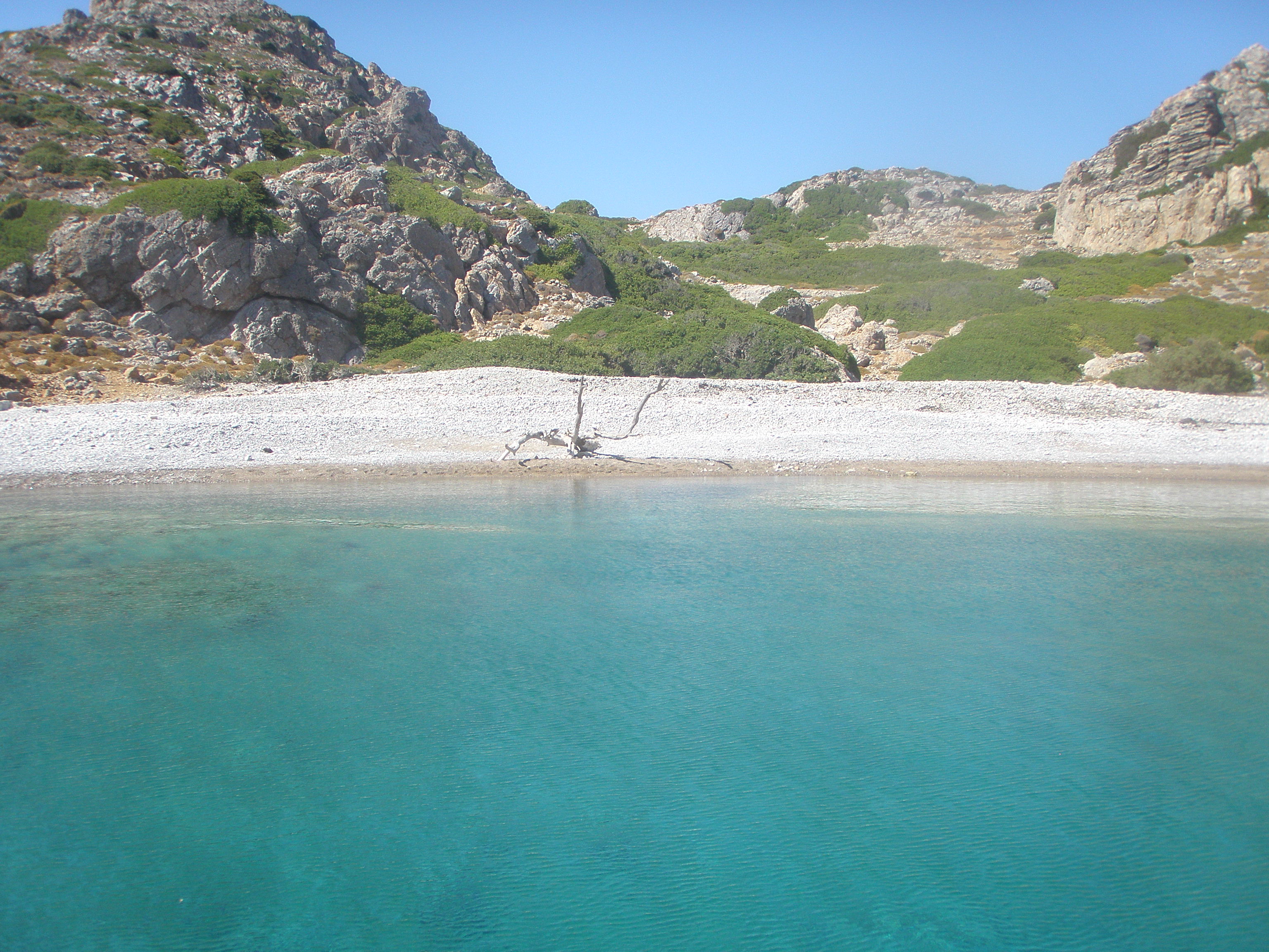 Remote northern island/sea context